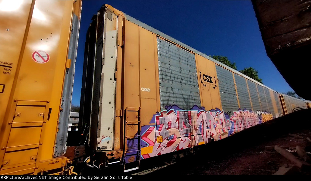 CSX C00681 Con Grafiti 